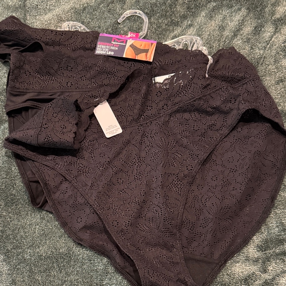 Maidenform Dark Lace Panties